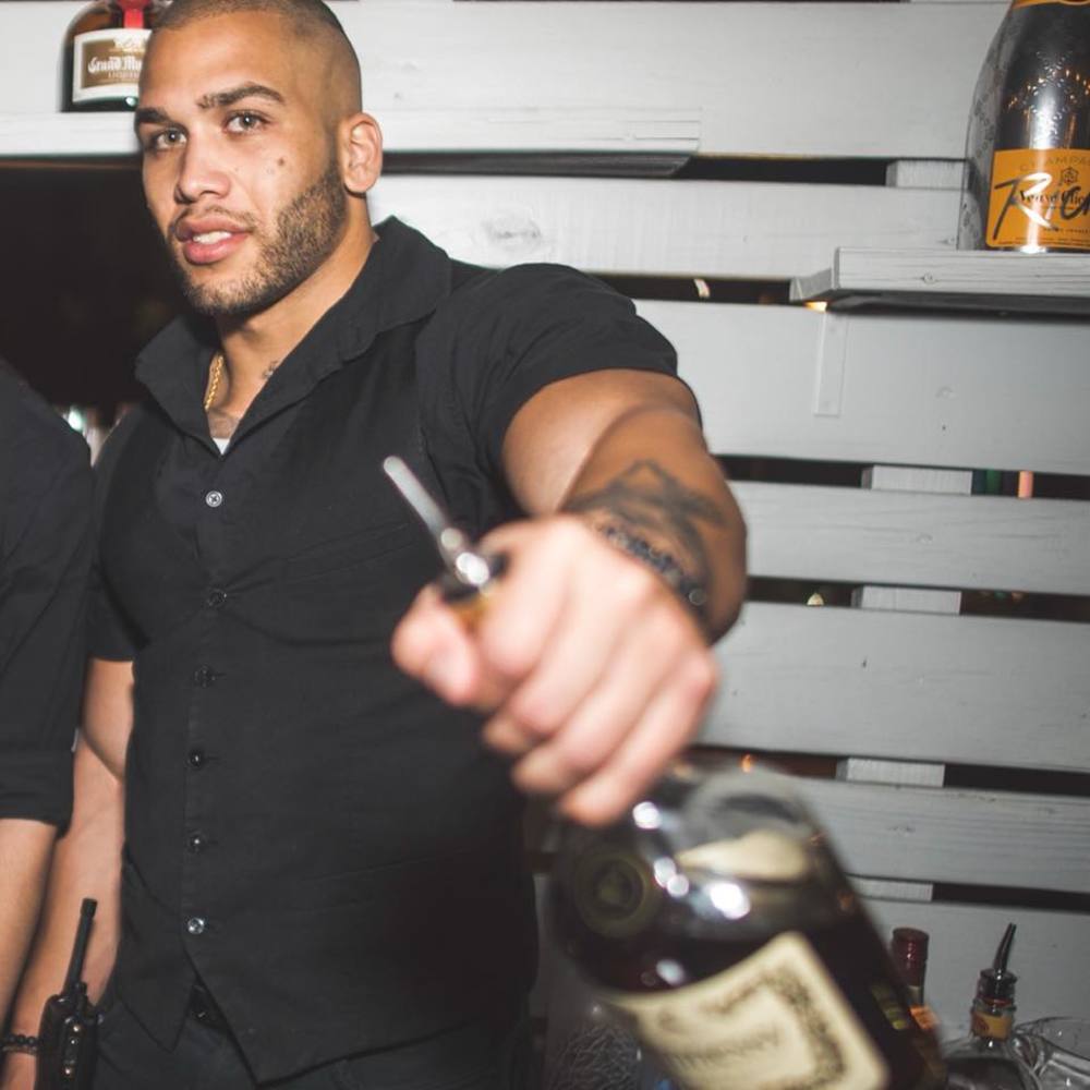 Meet your Posher, Isaac